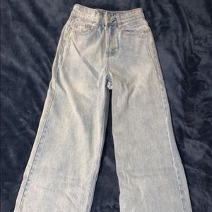 Super high rise straight leg/ baggy jeans